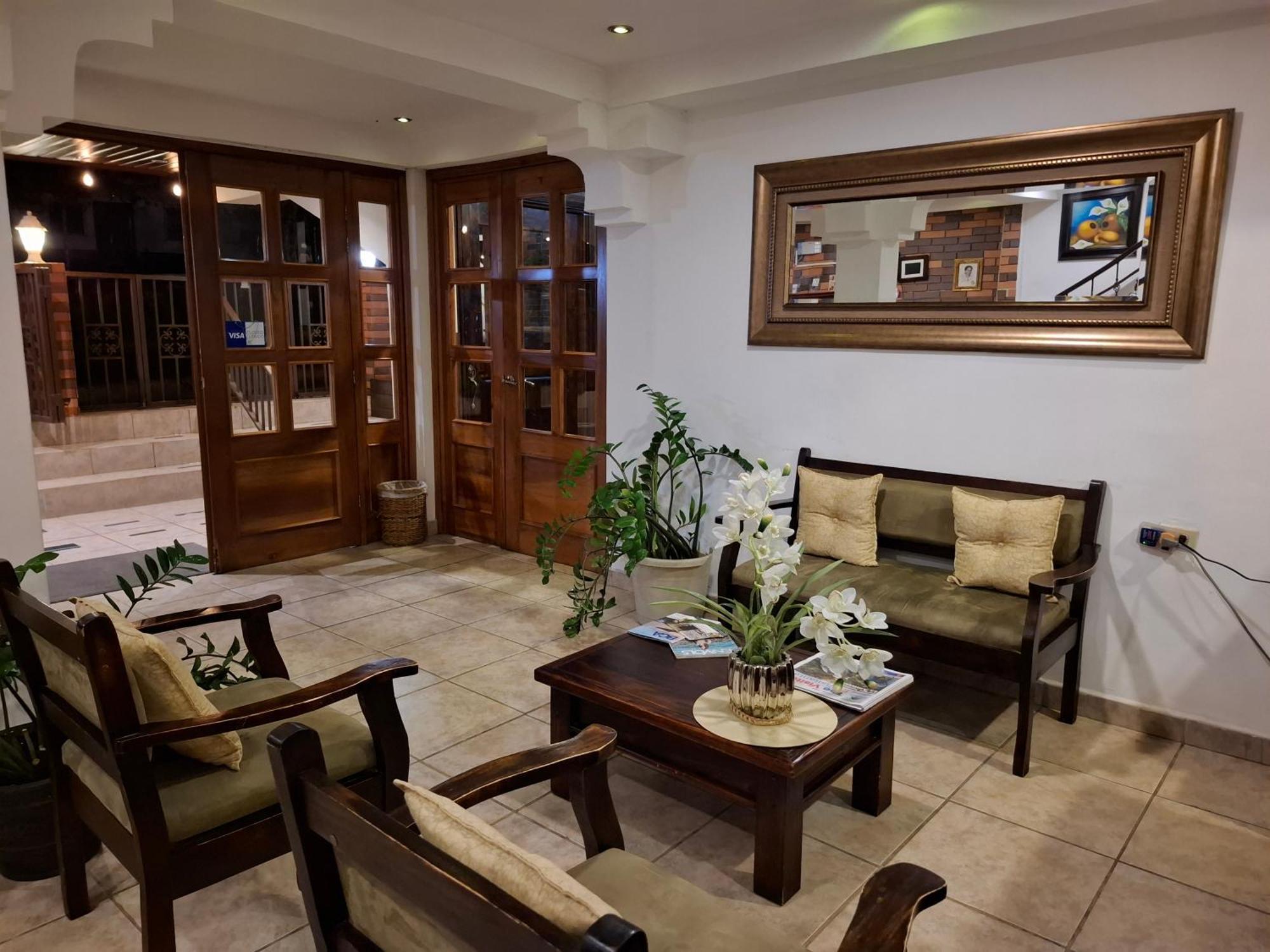 Hotel La Casa De La Abuela Бокете Экстерьер фото